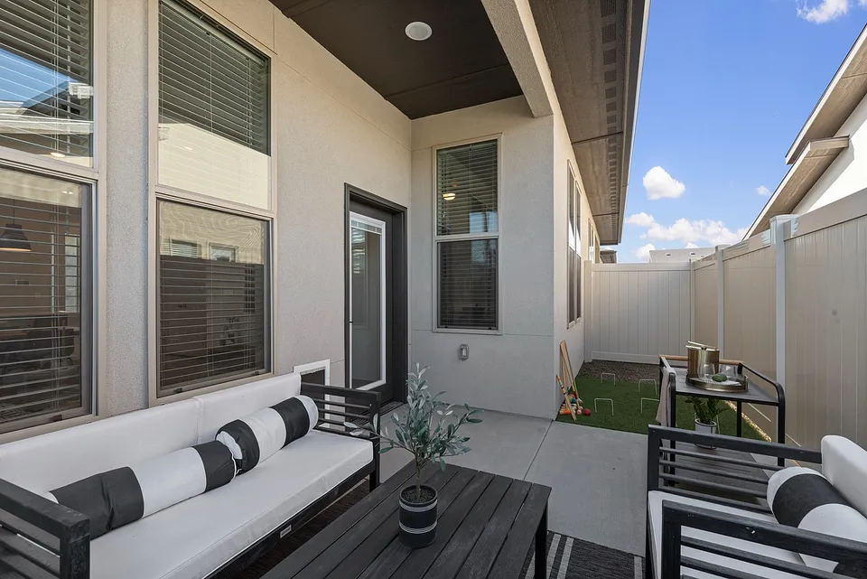 Private Enclosed Backyard