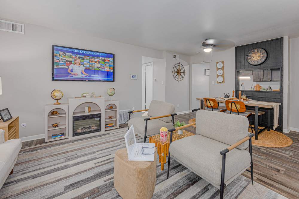 Living area of Century City Apartments in Reynoldsburg, Ohio