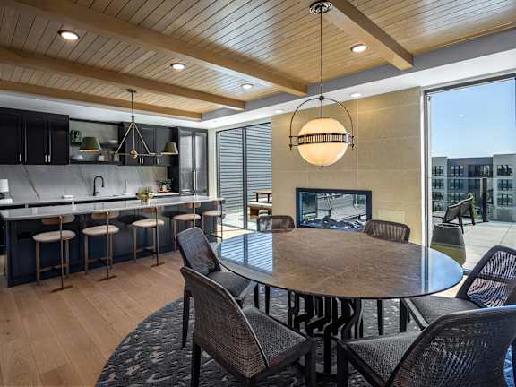 Community Kitchen at Plaza at Pinnacle Hills Apartments, Rogers, AR