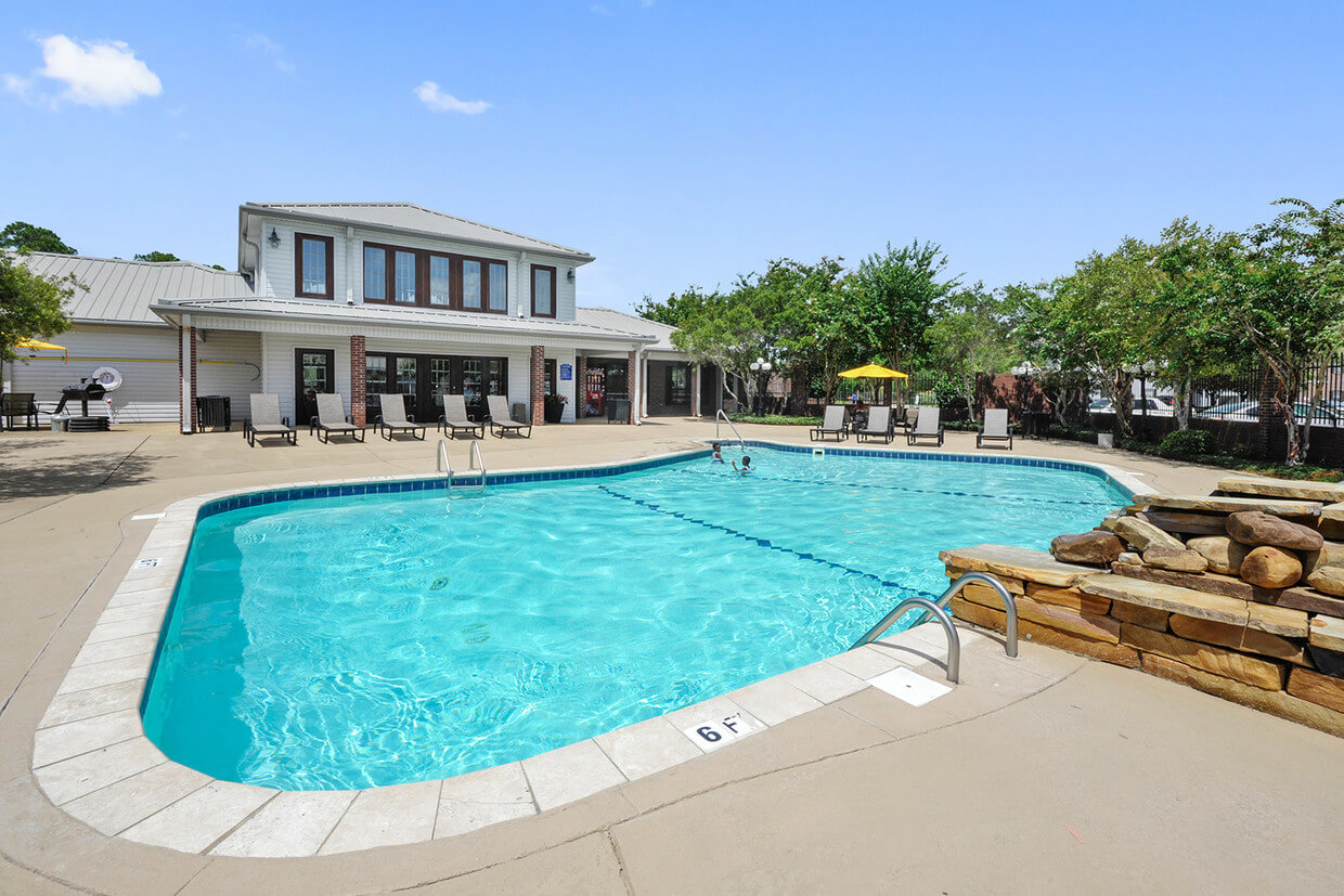 Oxford Point Pool and Clubhouse