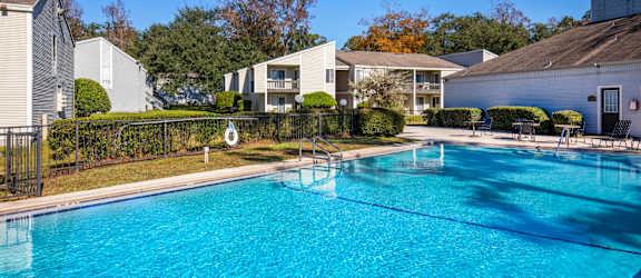The Element at River Pointe photo