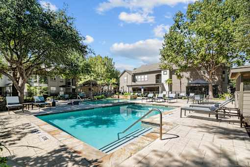 Bala Woods at Kingwood Apartments photo
