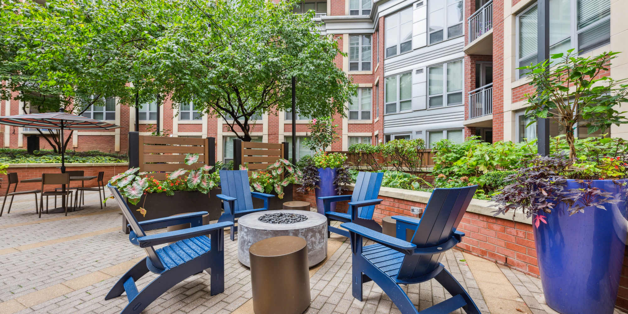Outdoor Fireplace and Social Gathering Space at Sofi 55 Hundred in Arlington, Virginia