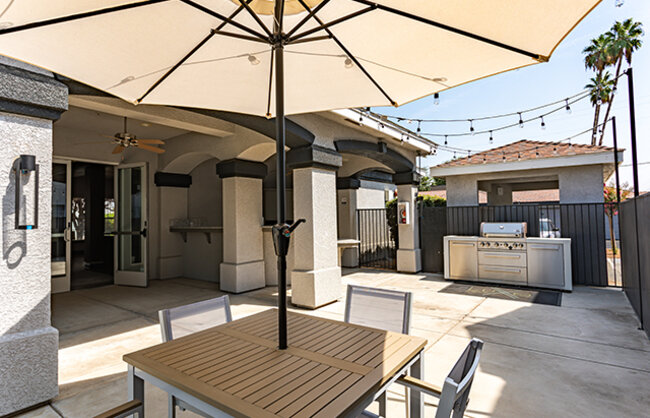 Luxe Apartments in Fresno, CA