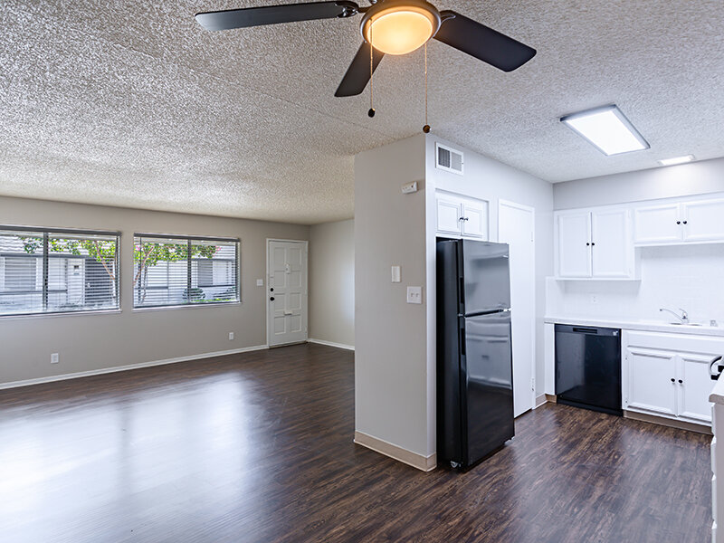 Spacious Kitchen | Luxe East