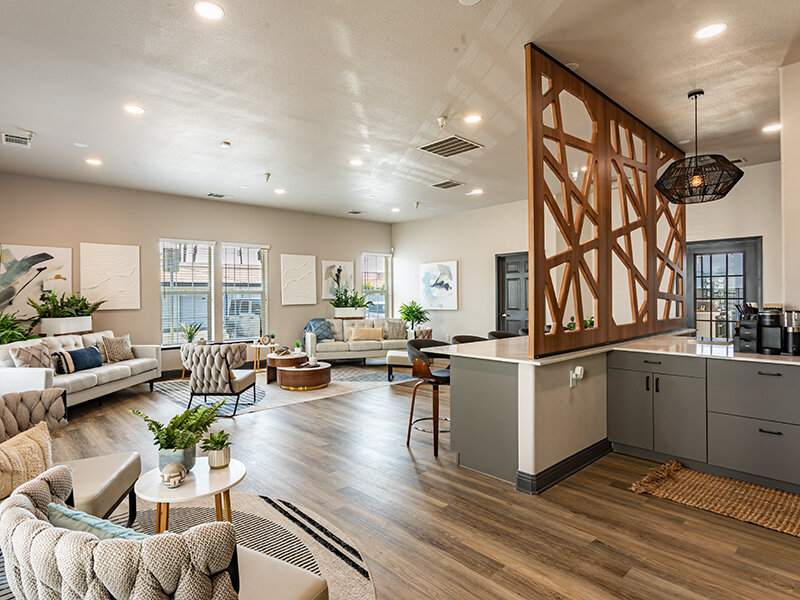 Community Seating | Luxe