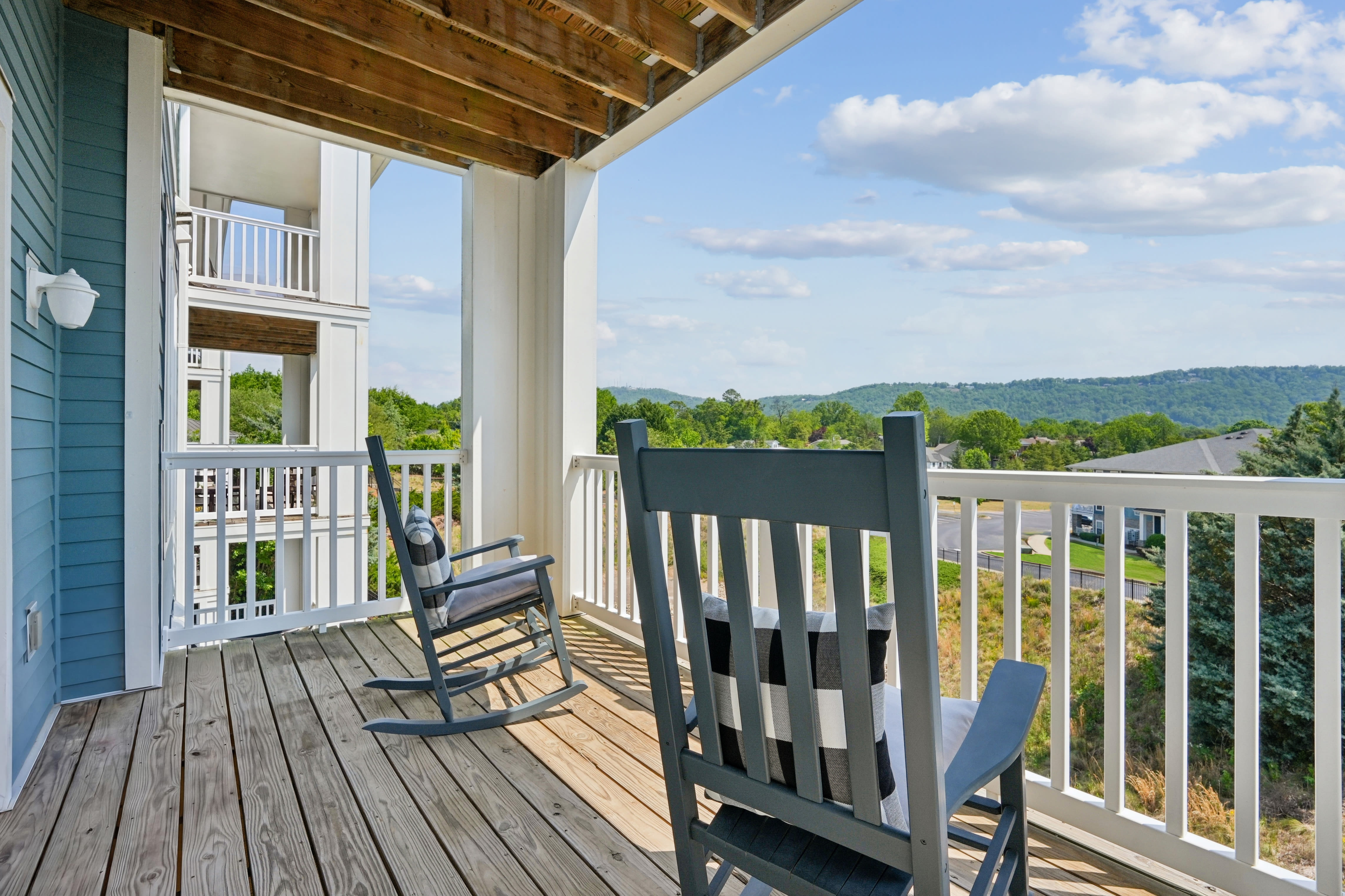 Apartments for rent in greenville south carolina Mosby Poinsett in Greenville, South Carolina