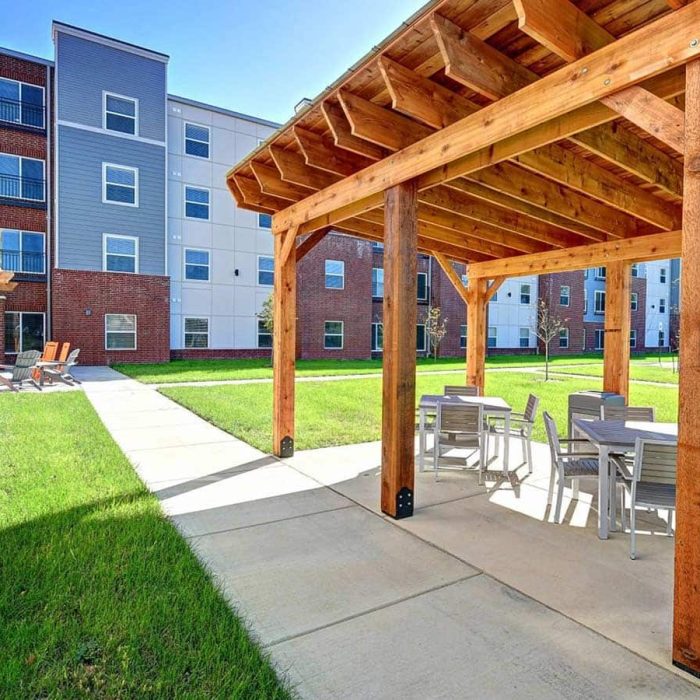 Riverport Landings Senior exterior seating area