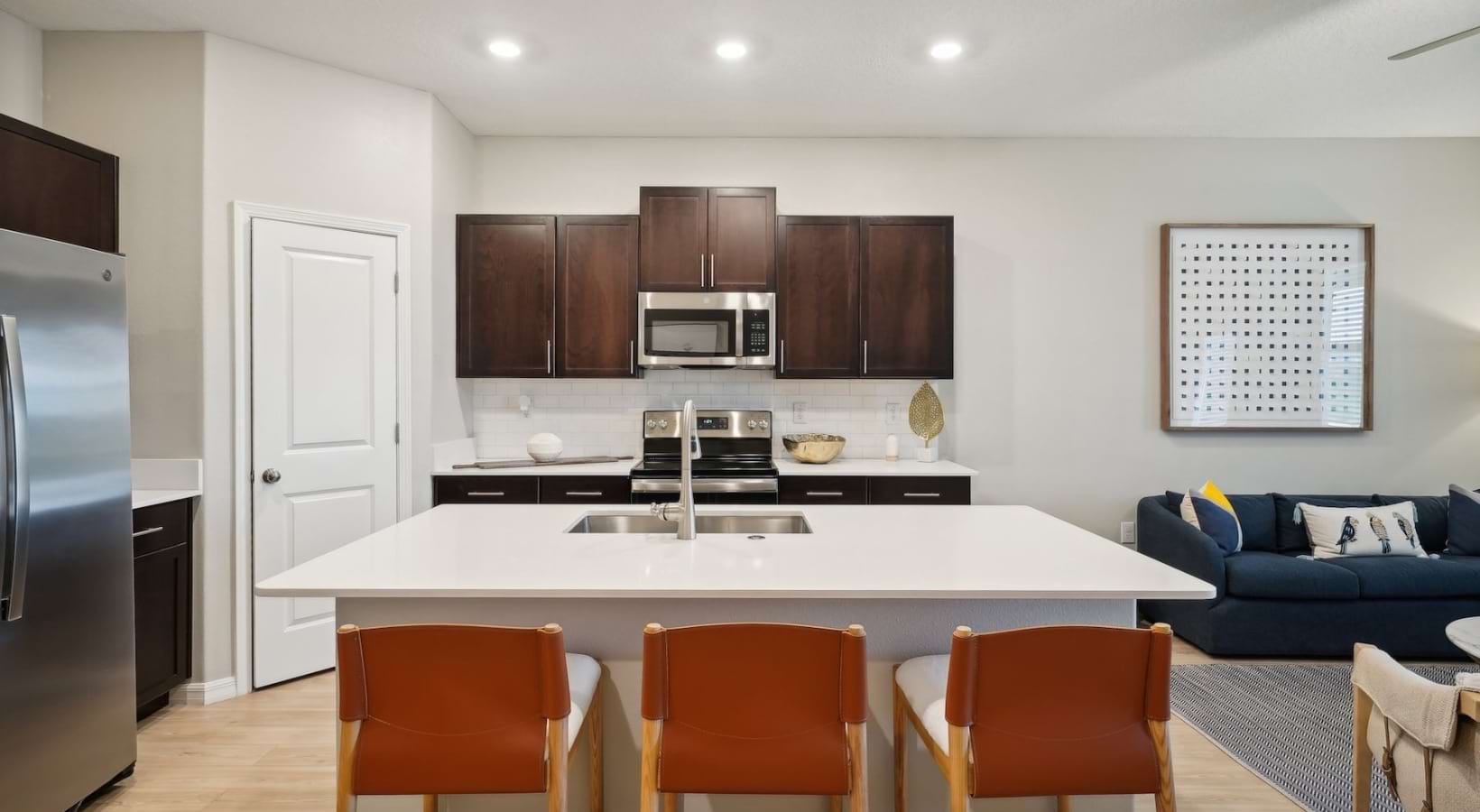 kitchens with bar-style seating