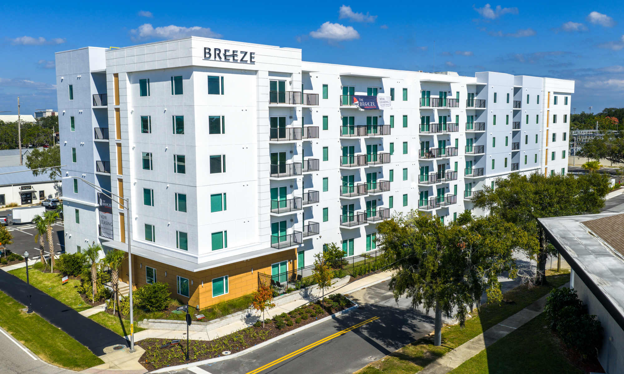 Upscale apartments at The Breeze in Winter Haven,Florida