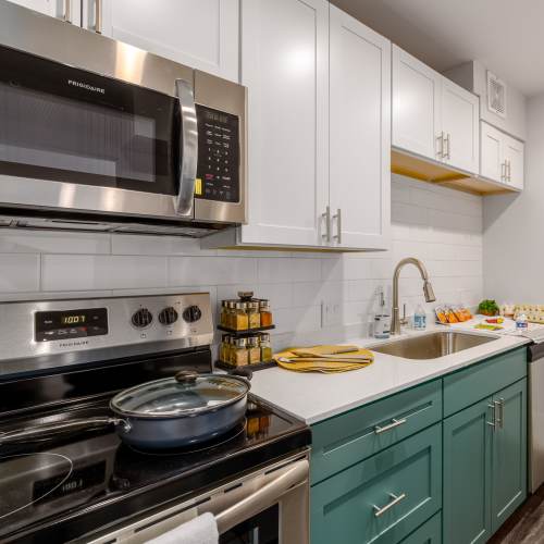 Kitchen with appaliances at Sangria Park in Austin, Texas