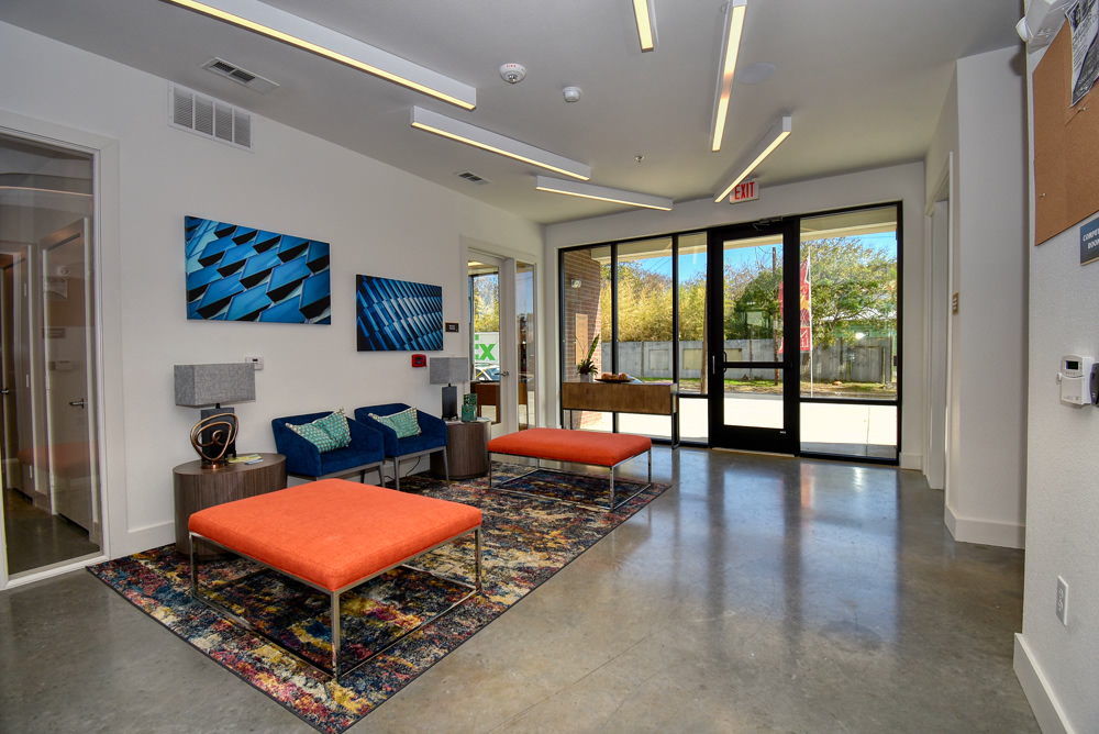 Lobby seating at Pathways at Chalmers Courts South