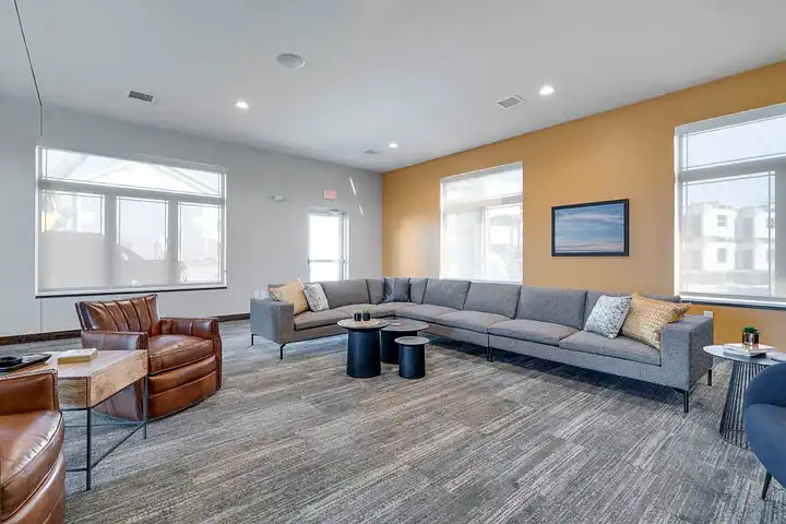 WH Flats - Lincoln, NE
