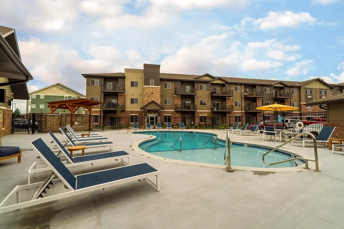 WH Flats - Lincoln, NE