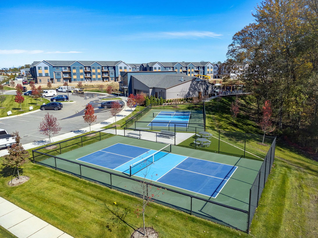 Woodview Commons photo