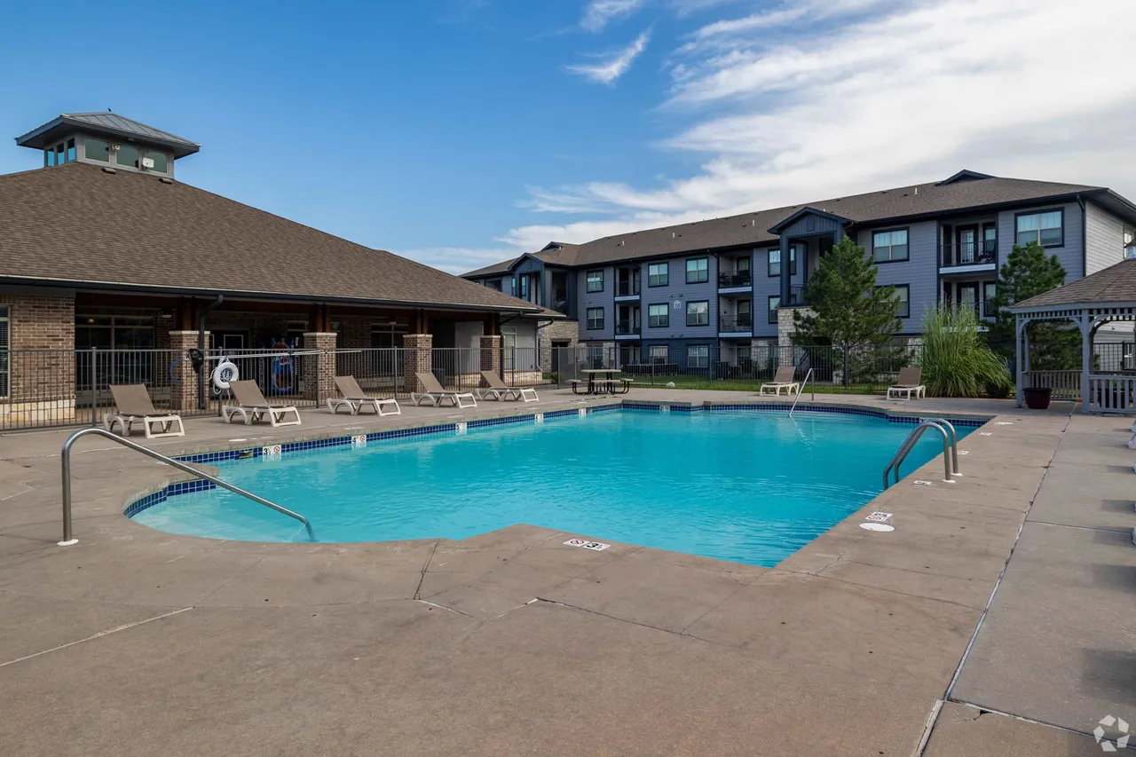 Relaxing Lounge Pool with Sundeck