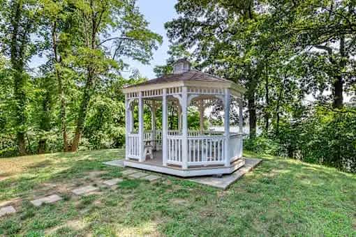 White Gazebo at Annapolis Roads Apartments in Annapolis, MD
