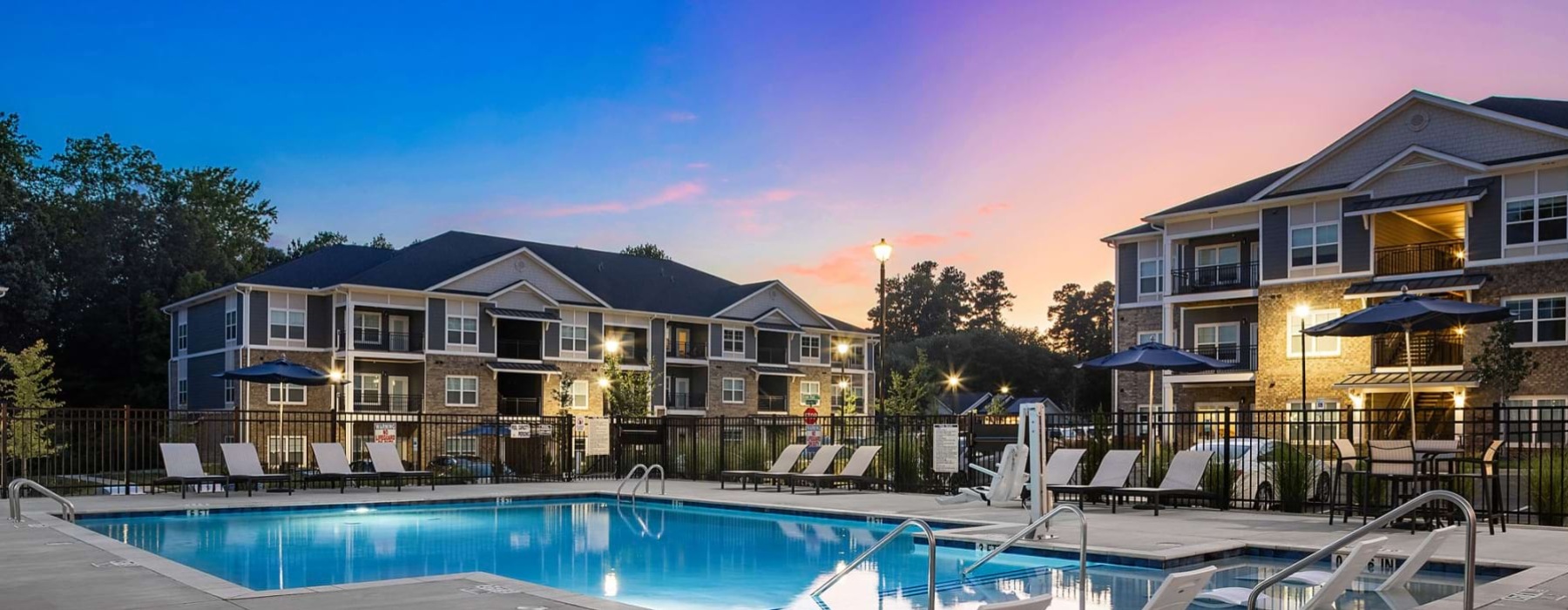 outdoor swimming pool