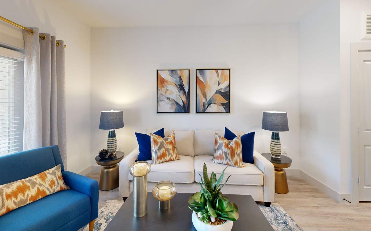 Living room at The Heyward Apartments in Corinth,Texas