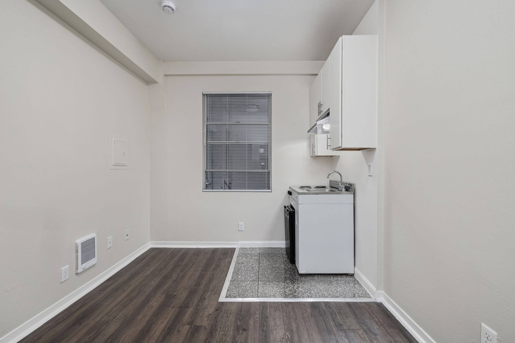 115 Moss Avenue photo