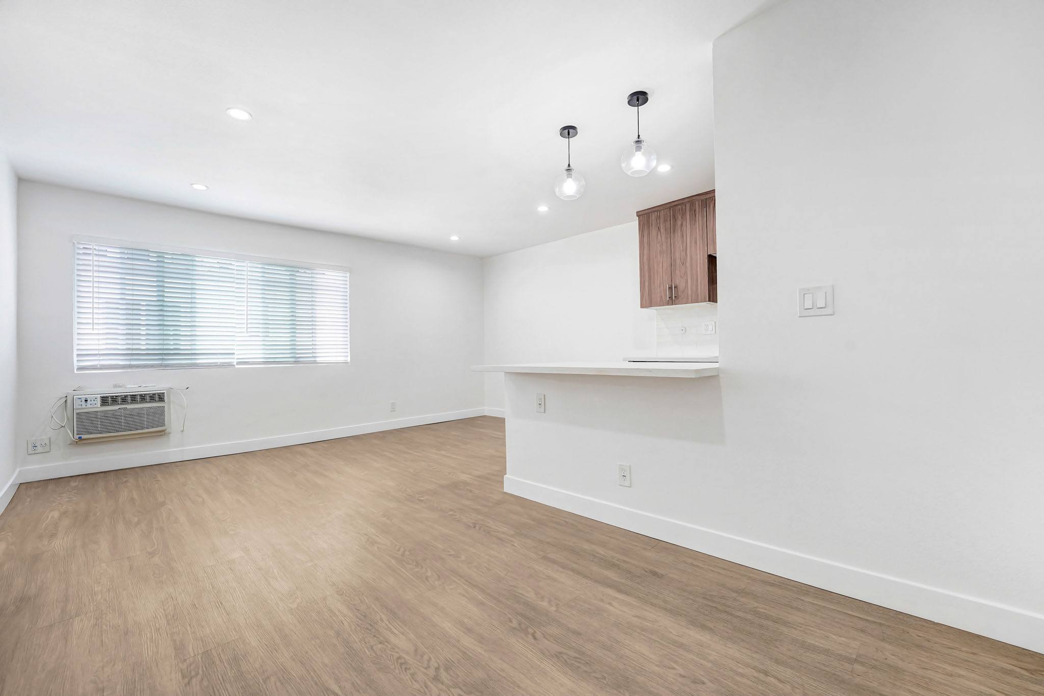 115 Moss Avenue photo