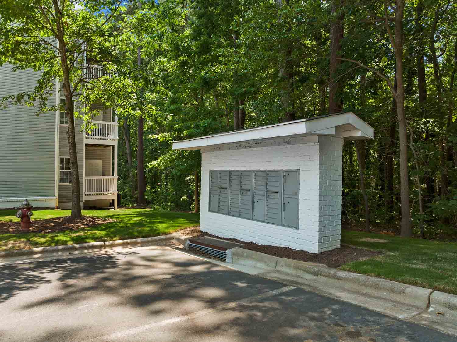 blue hill mail boxes outside