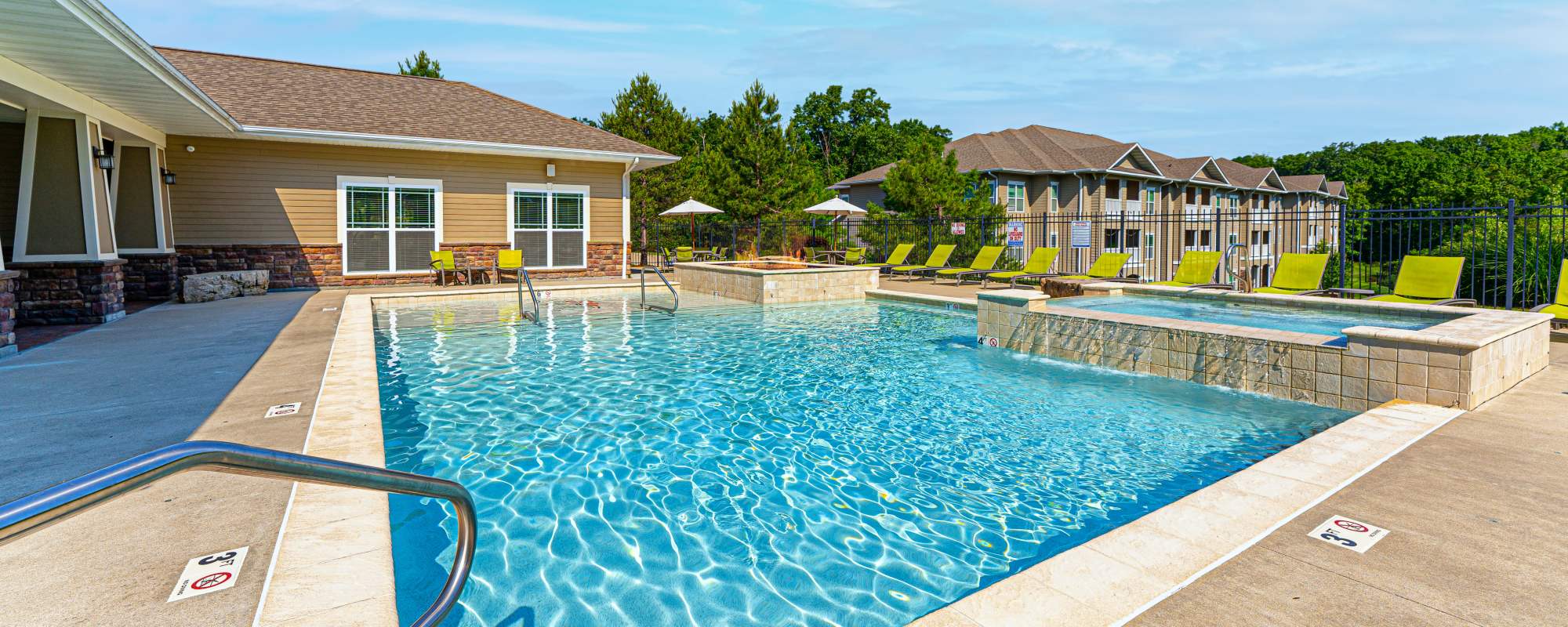 Boulder Springs of Columbia apartments in Columbia, Missouri