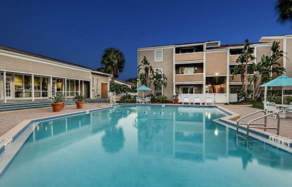Woodlake Villas photo