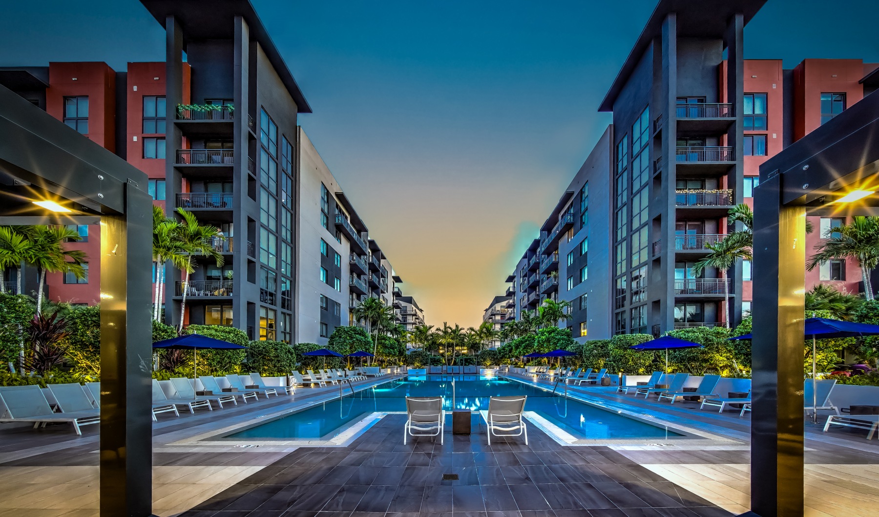 EXPERIENCE ARTFUL LIVING