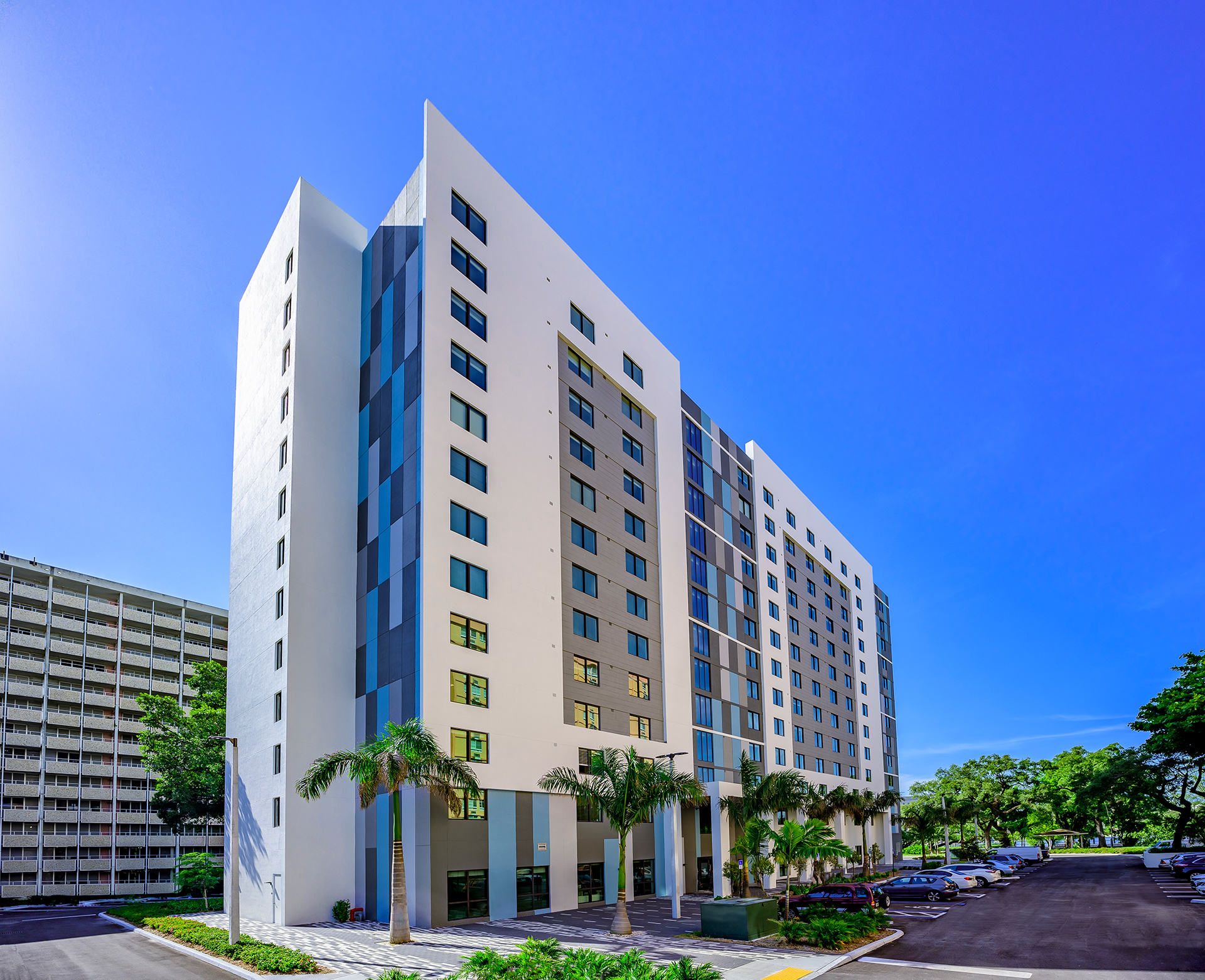 Brisas Del Rio Apartments