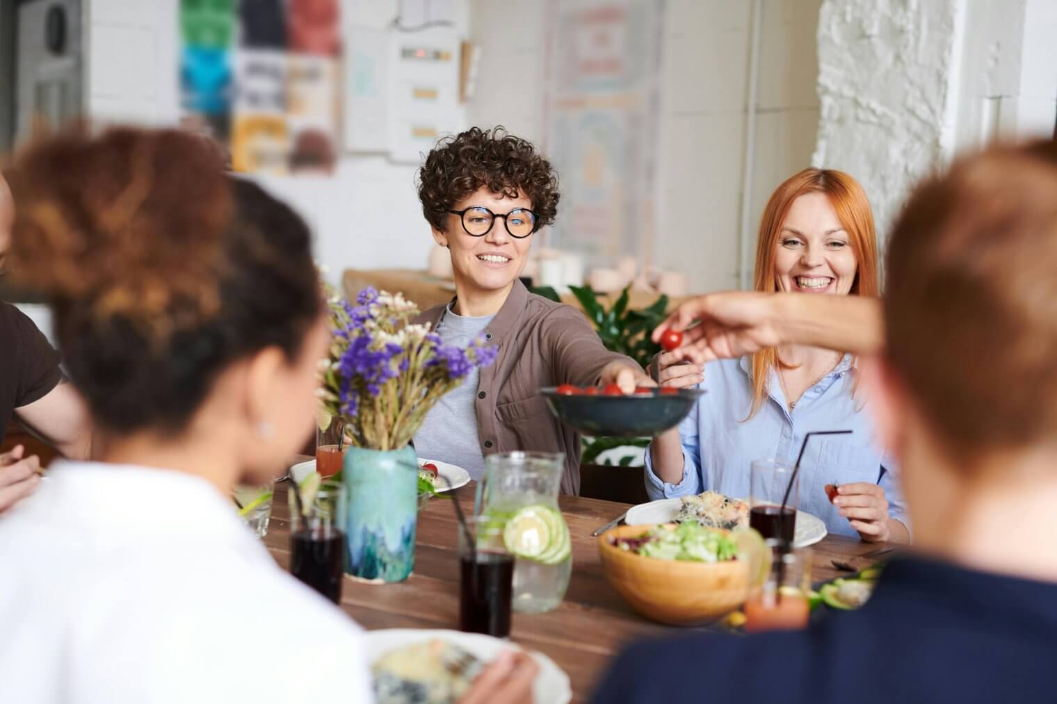 Hosting at Home: Creating a Warm and Welcoming Space for Guests
