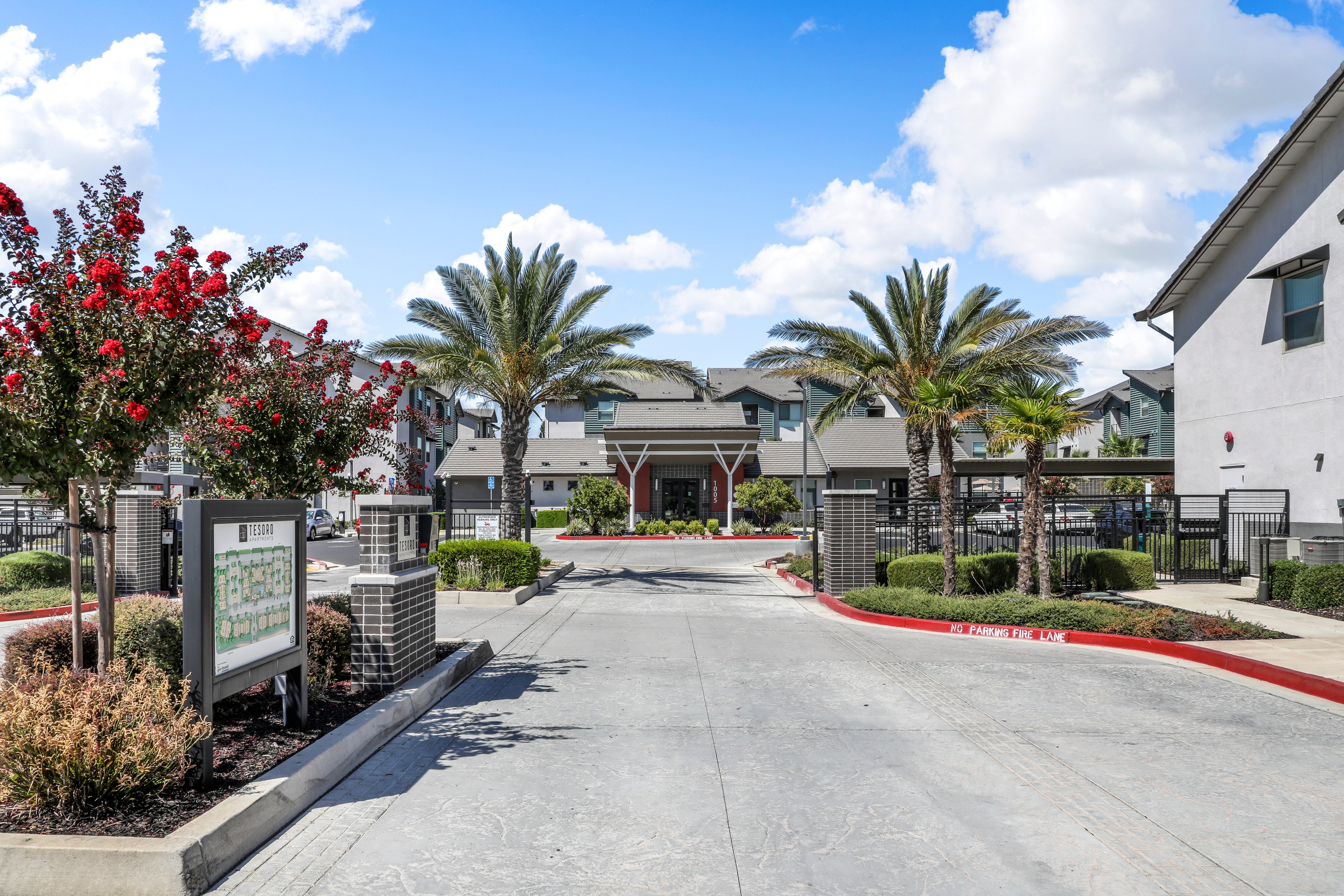 Tesoro Apartments - City, Neighborhood, Housing