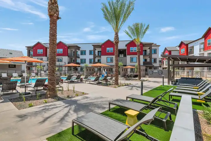 Weylyn Luxury Apartments - Laveen, AZ