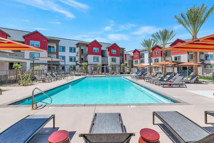 Weylyn Luxury Apartments - Laveen, AZ