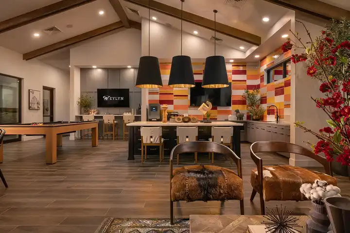 Weylyn Luxury Apartments - Laveen, AZ
