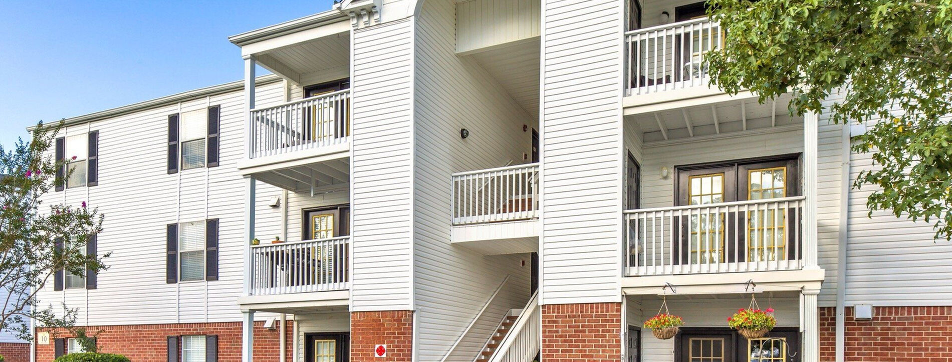 Park on the Square  - Apartment Façade