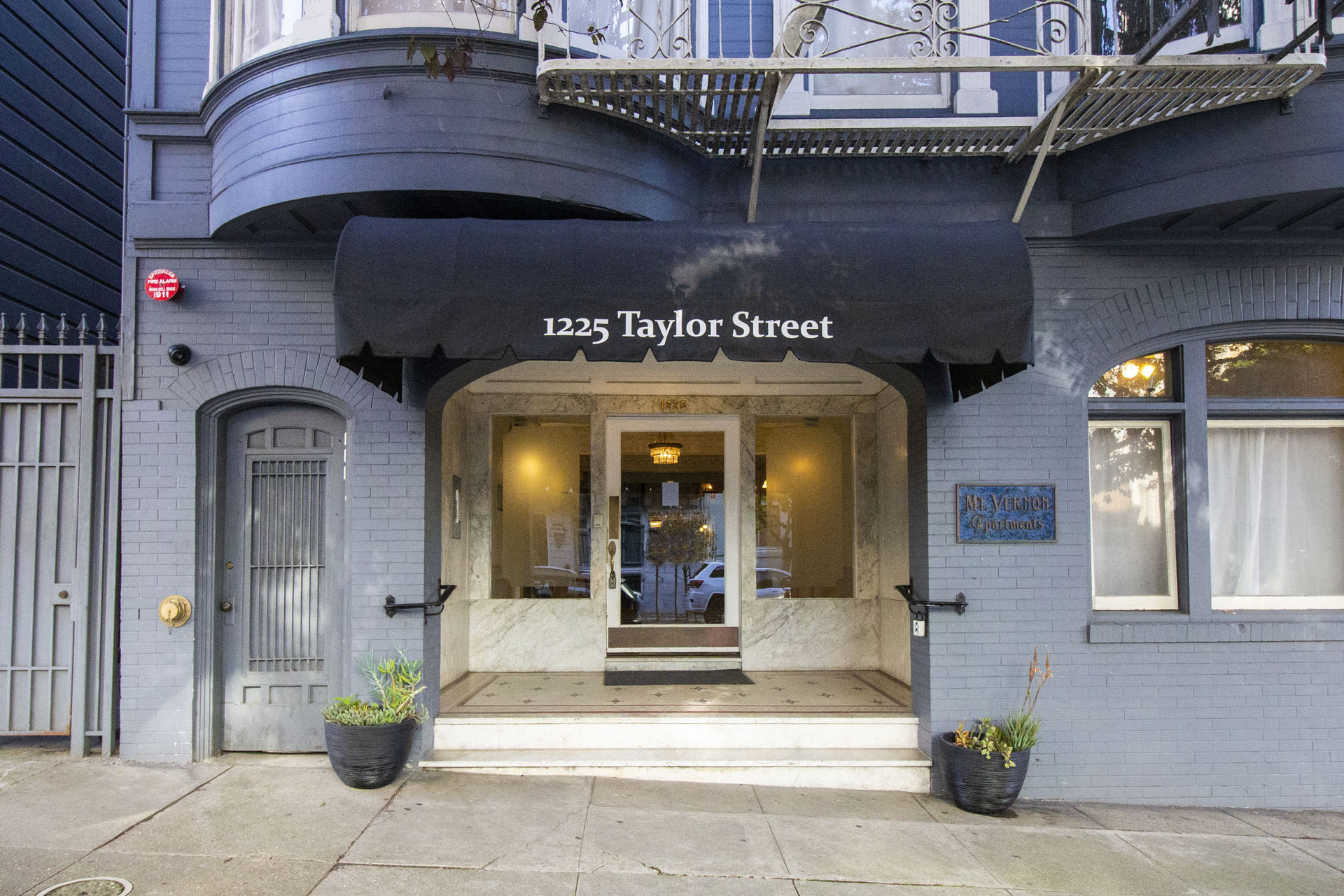 1225 Taylor Building Photo 2