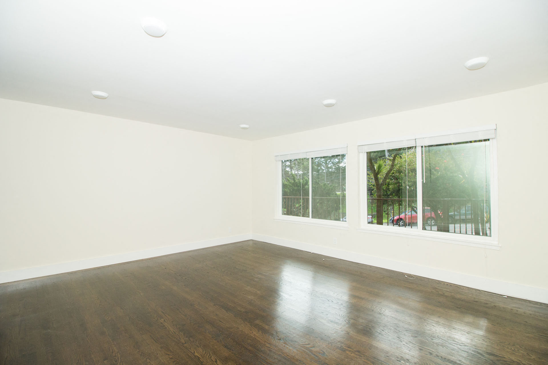 570 Grove photo