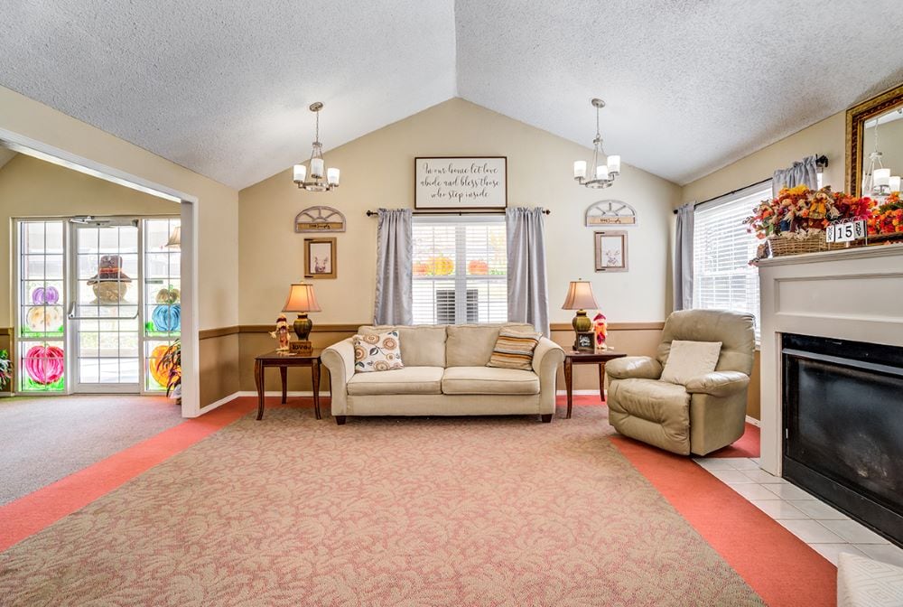 5 LivingRoom Winkler Court