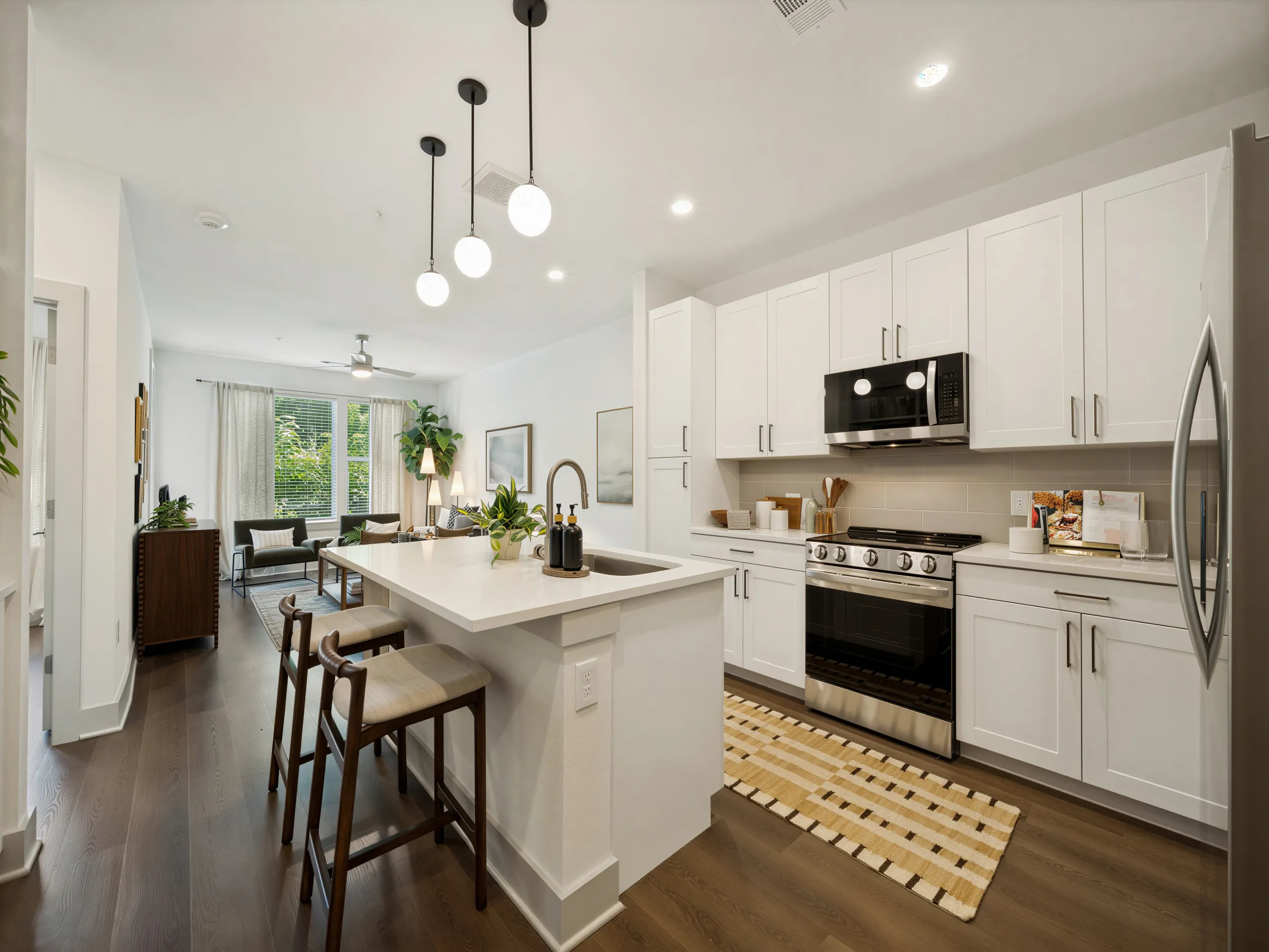 groves-south-congress-austin-tx-kitchen-island