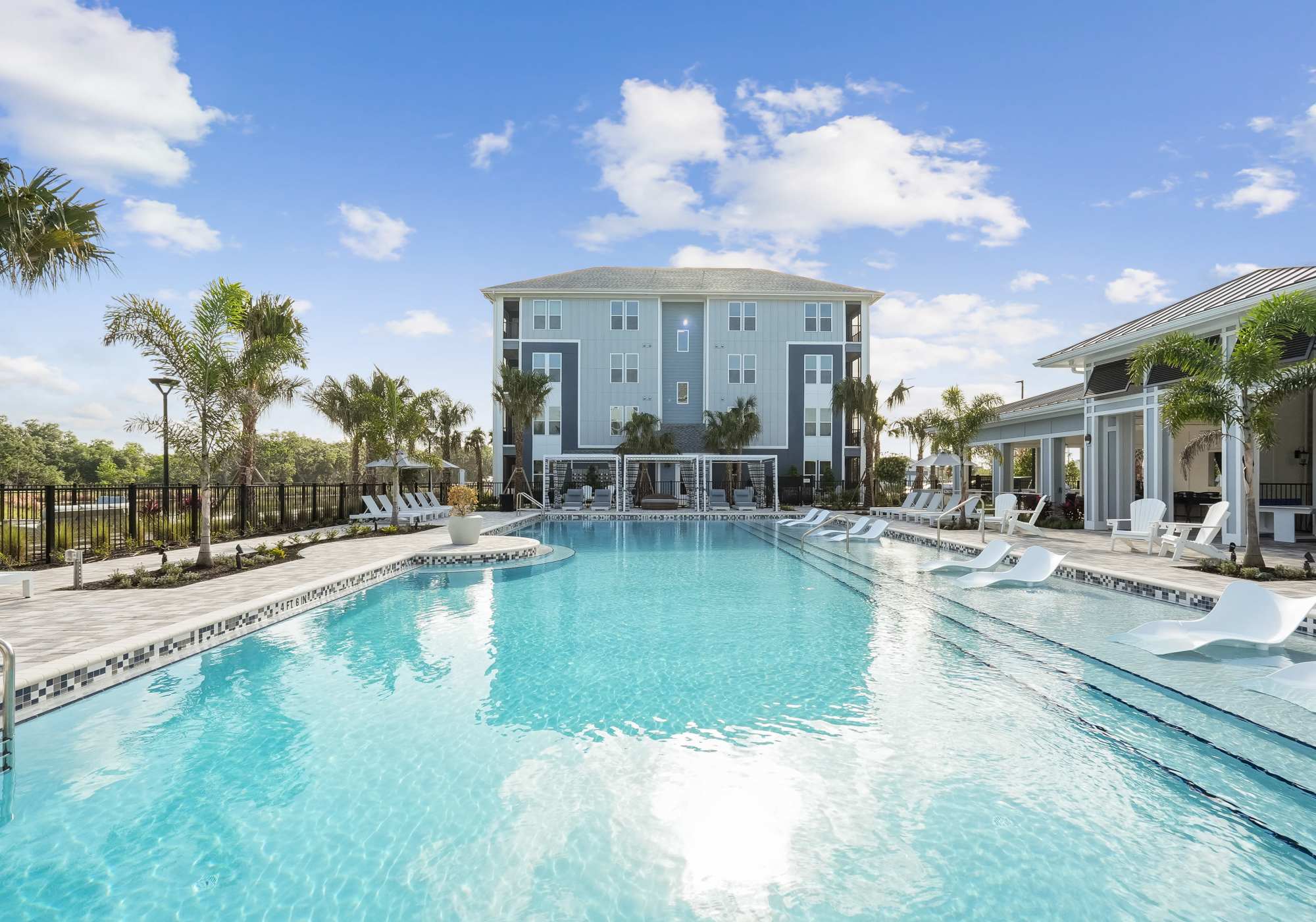 Apartments at Mosby at Avalon Park in Wesley Chapel, Florida