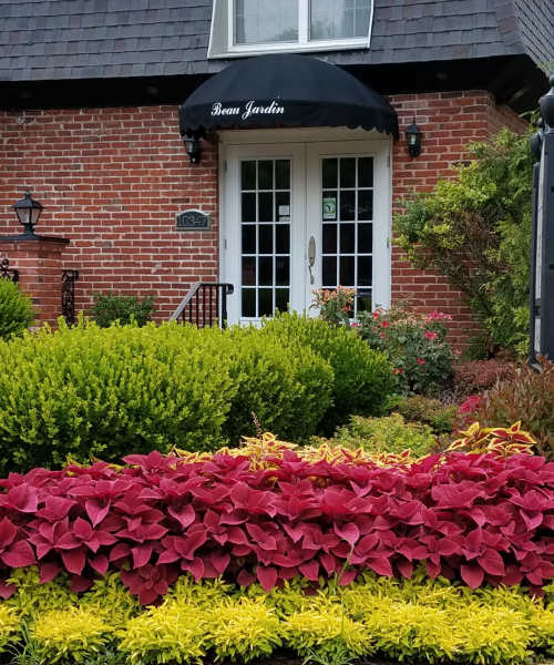 Entry to leasing office at Beau Jardin Apartments in St. Louis, Missouri