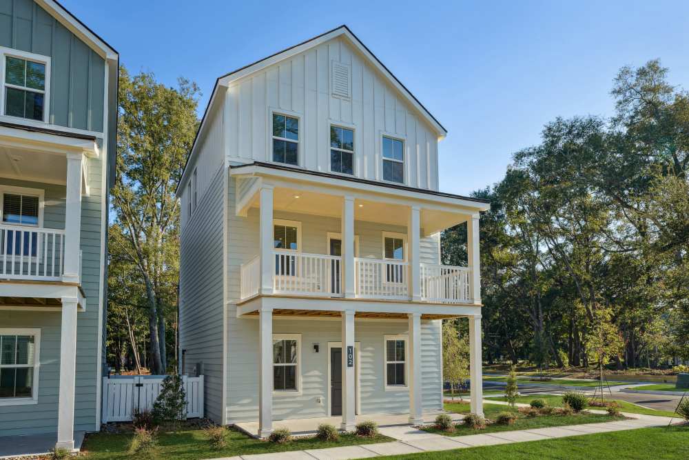 Building exterior at Hamlet Quail Crossing in Wake Forest, North Carolina
