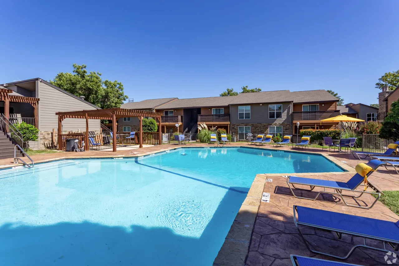 Shimmering Swimming Pool
