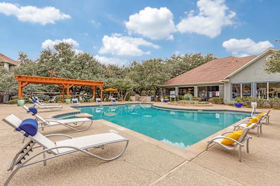 Resort Style Pool