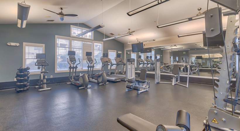 Open and well-lit fitness center