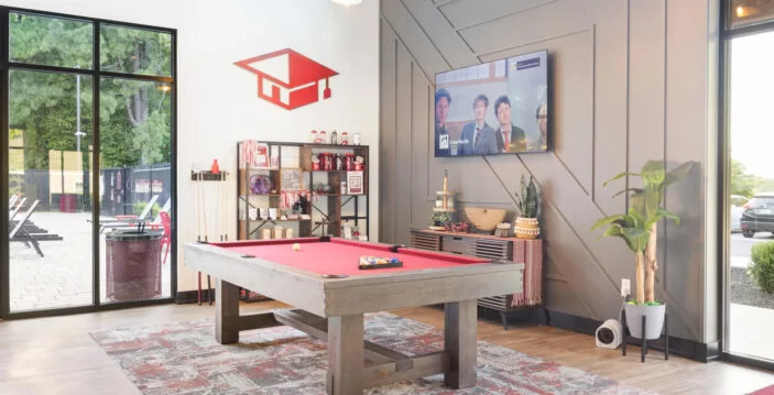 interior clubhouse