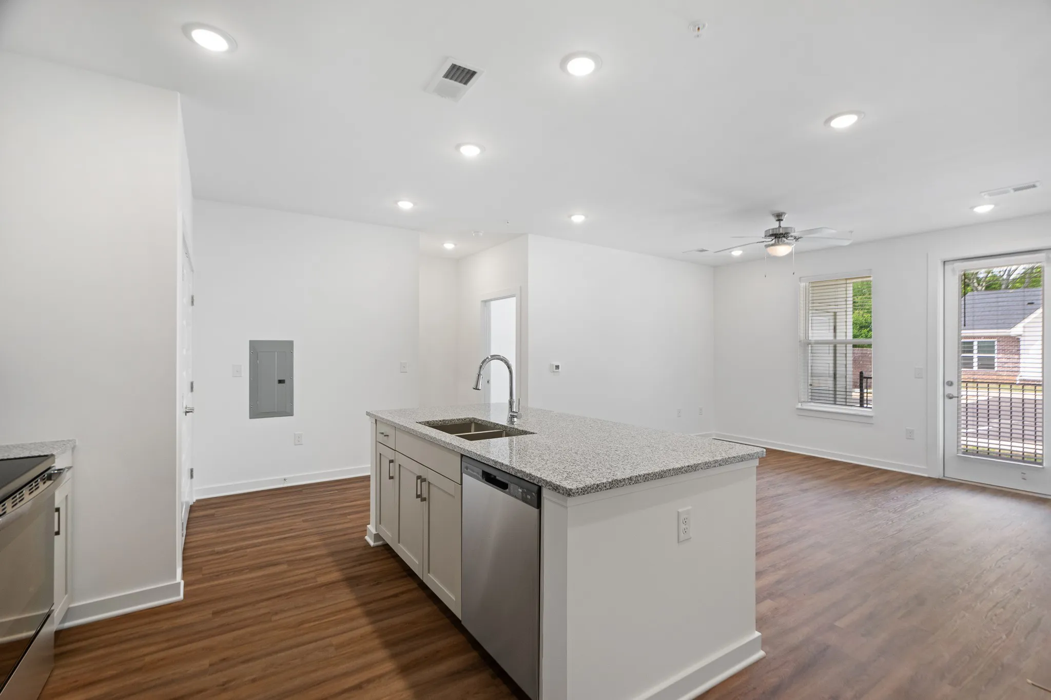 The Grove at Indian Creek, Kitchen