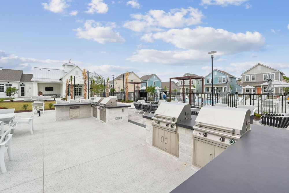 Charleston community living renting a home in Charleston south Carolina Hamlet Barclay West in Wilmington, North Carolina
