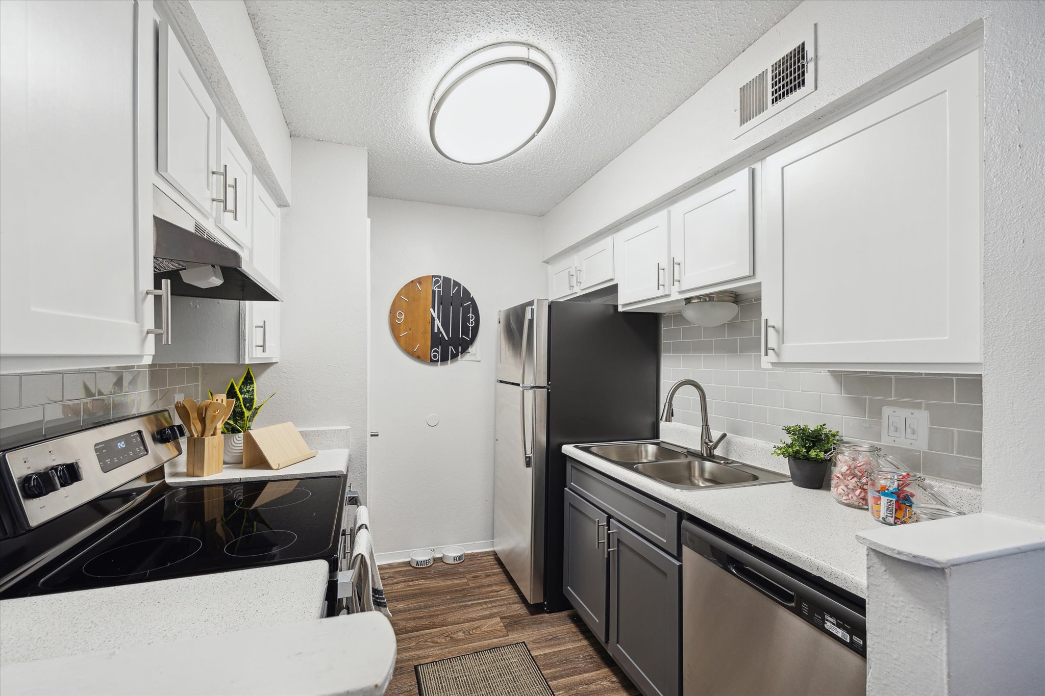Elevate at Huebner Grove photo